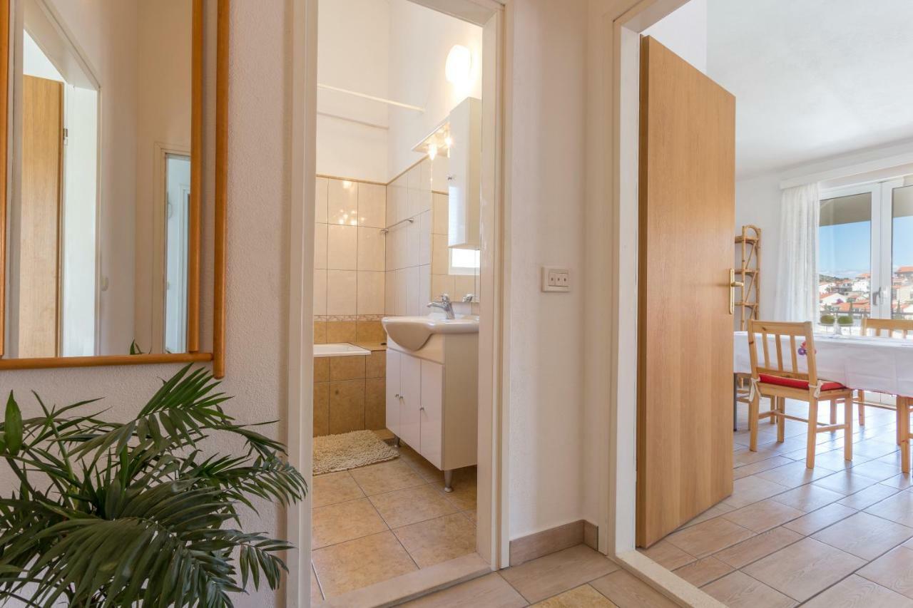 Apartments Sanja Хвар Екстериор снимка