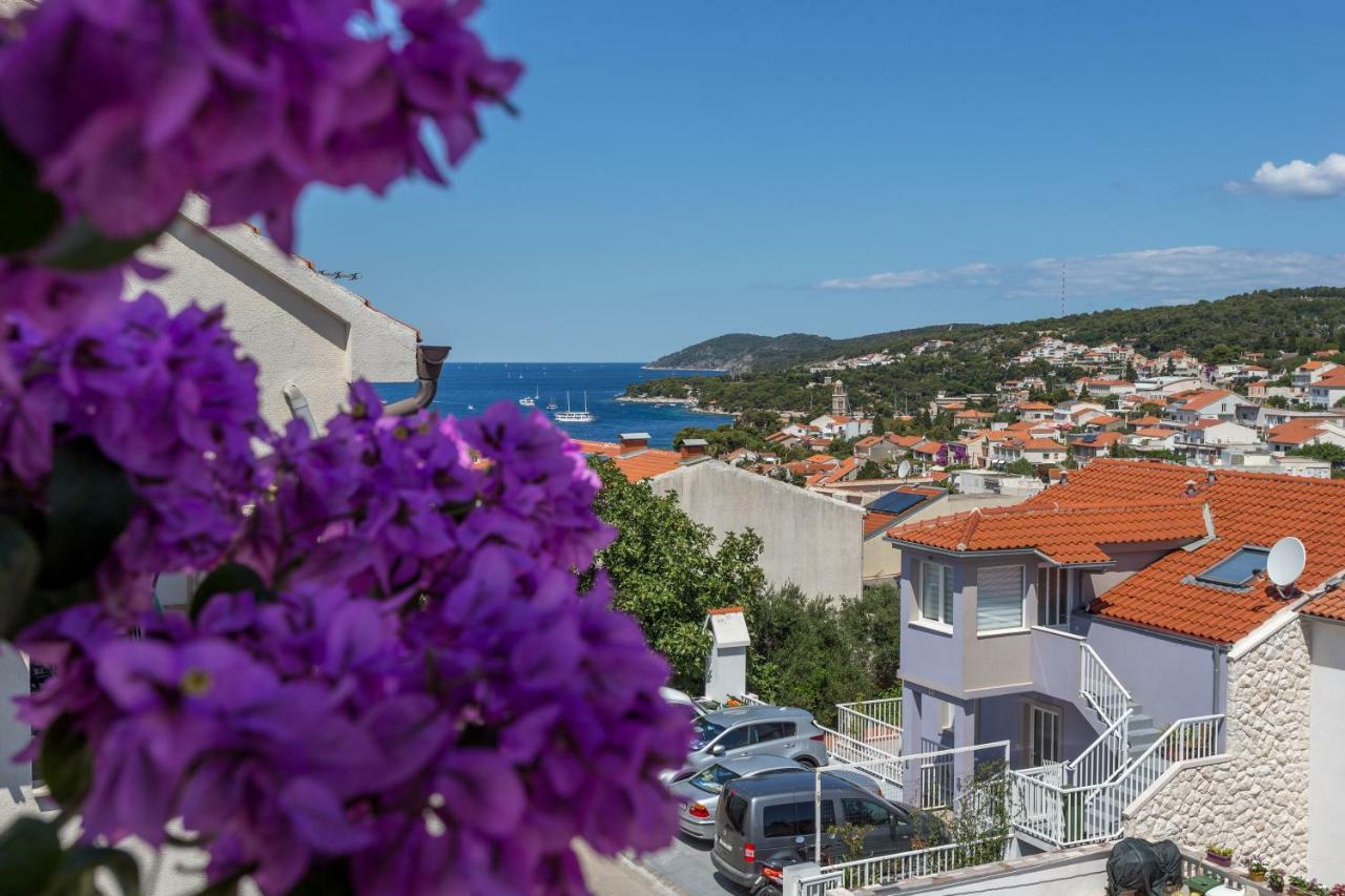 Apartments Sanja Хвар Екстериор снимка