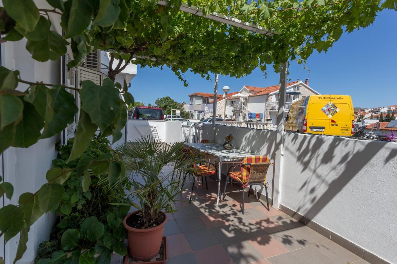 Apartments Sanja Хвар Екстериор снимка